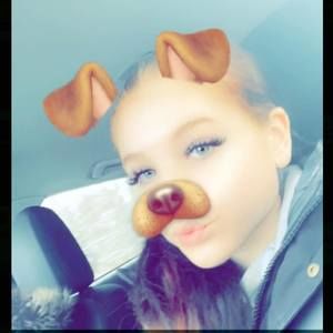 Meet your Posher, Brooke